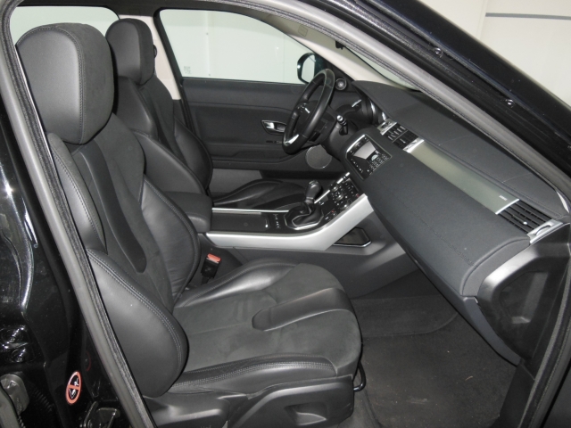 Land Rover Range Rover Evoque 2.2 TD4 Pure 5p