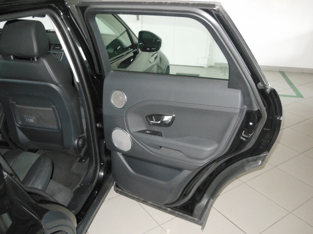 Land Rover Range Rover Evoque 2.2 TD4 Pure 5p